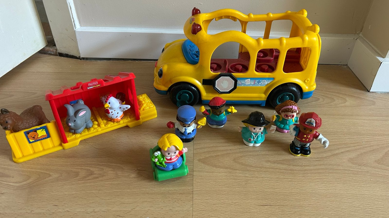 Vintage Fisher-Price Little People bus en kinderboerderijtje, Ophalen of Verzenden, Gebruikt