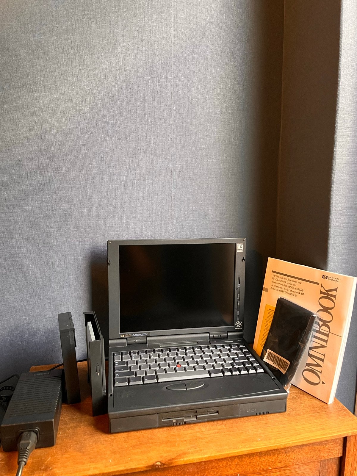 HP OmniBook 2000CS Vintage Laptop met Accessoires, Ophalen of Verzenden