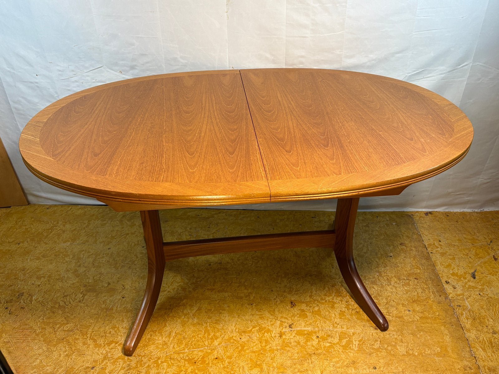 Foto 4 van Gratis bezorging! Nathan MidCentury Vintage Teak Eettafe1960