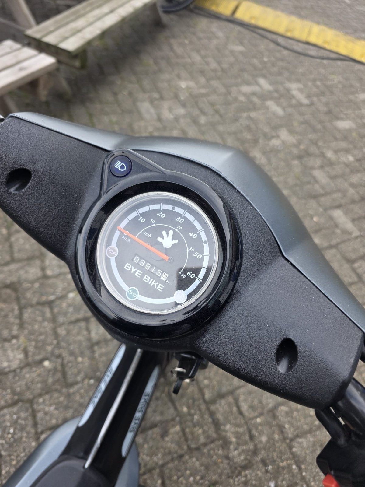 Bye Bike bromfiets - Zo goed als nieuw, Fietsen en Brommers, Zo goed als nieuw, Benzine, Ophalen, Overige merken