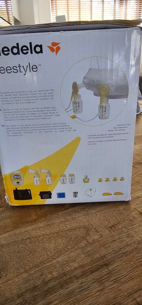 Medela Freestyle Borstkolf met veel extra's, Ophalen of Verzenden