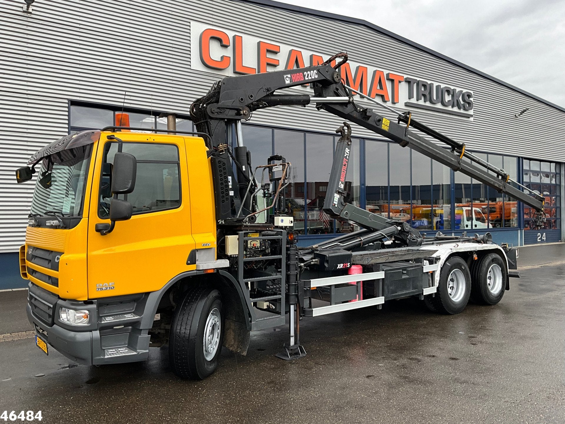DAF FAS 75 CF 310 Hiab 22 Tonmeter laadkraan (bj 2009), Euro 5, Origineel Nederlands, 310 pk, 2 stoelen