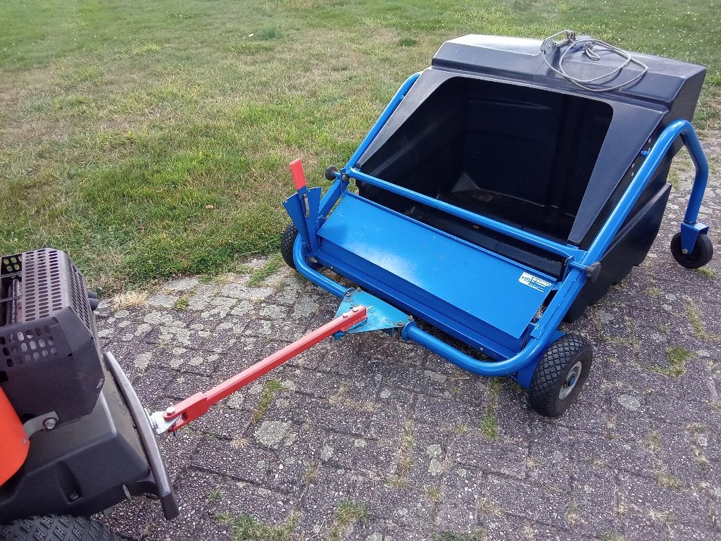 Blad grasvanger achter Zitmaaier, Ophalen, Zo goed als nieuw