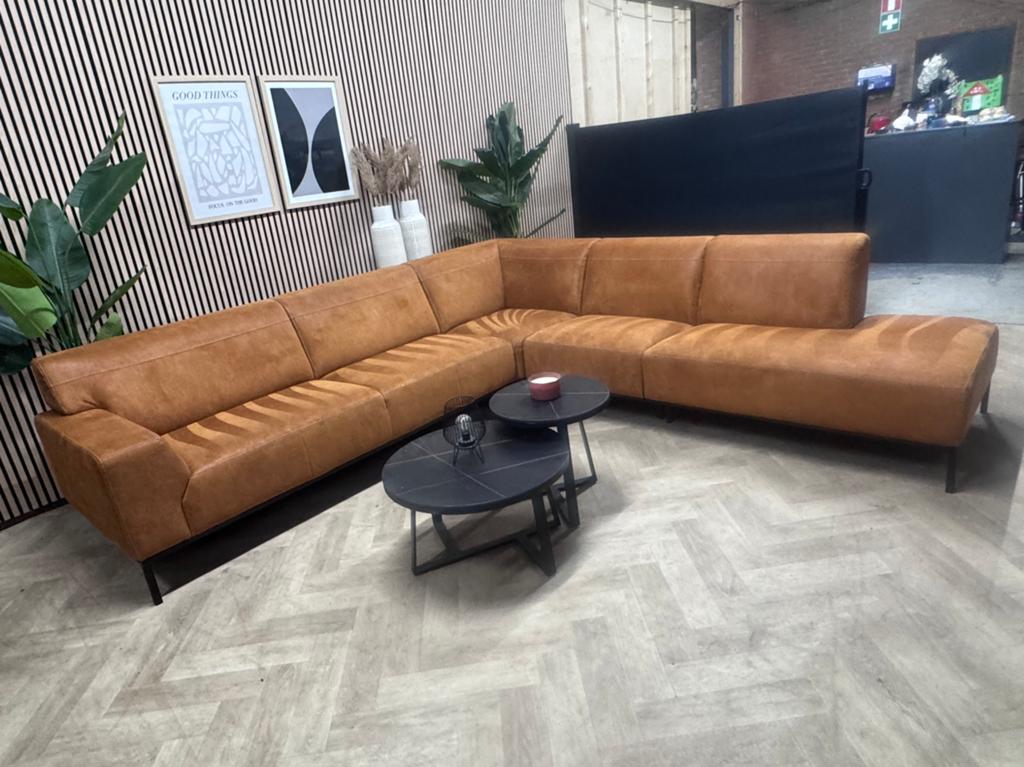 ZGAN Home Center Hoekbank - Cognac - 300 x 300, -, -, Hoekbank, 300 cm of meer