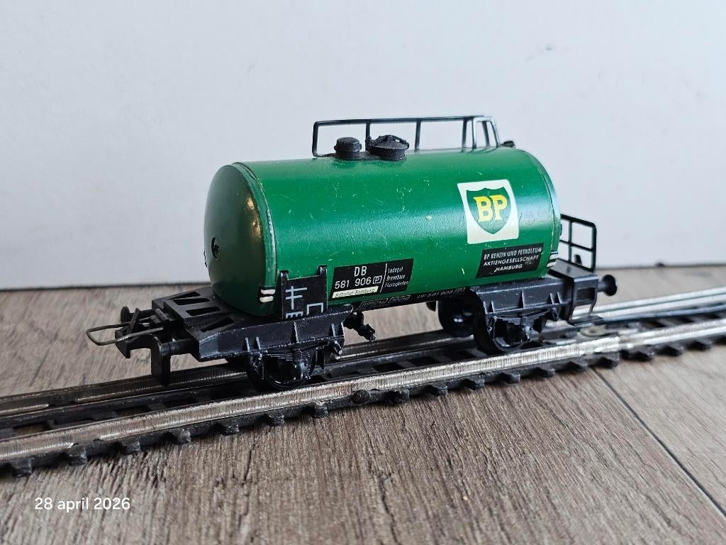 Modeltrein Ho TRIX-EXPRESS 3 rail syst. ketelwagen, wagon bp, Gebruikt, Gelijkstroom, Trix, Wagon