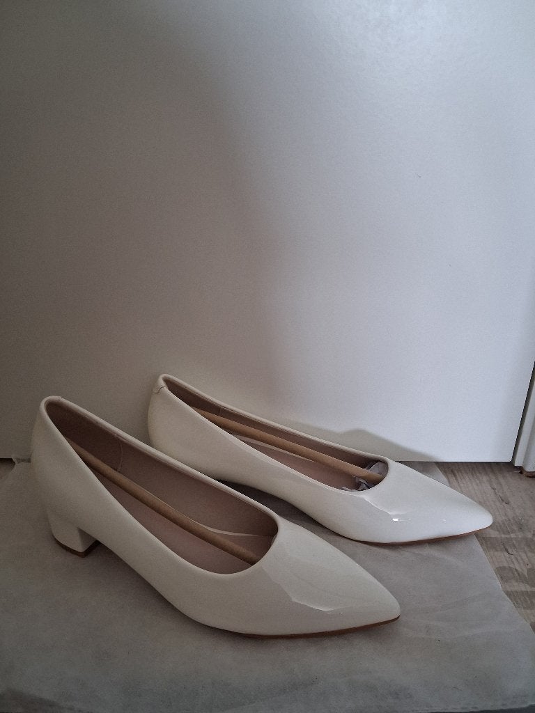 Nieuwe Damesschoenen, Kleding | Dames, Schoenen met lage hakken, Wit, Nieuw, Ophalen of Verzenden