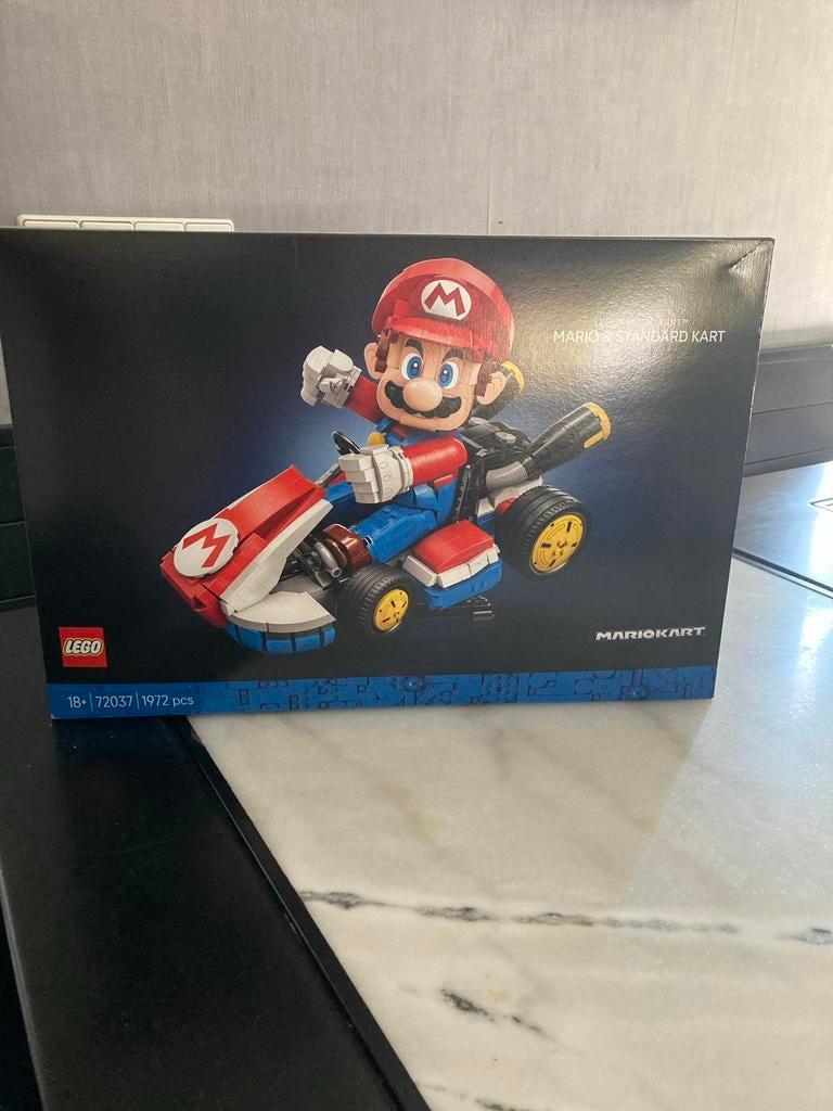 Nieuw Lego Mario Kart & Standaard - Set 72037, Overige thema's, Lego, Nieuw, Ophalen of Verzenden