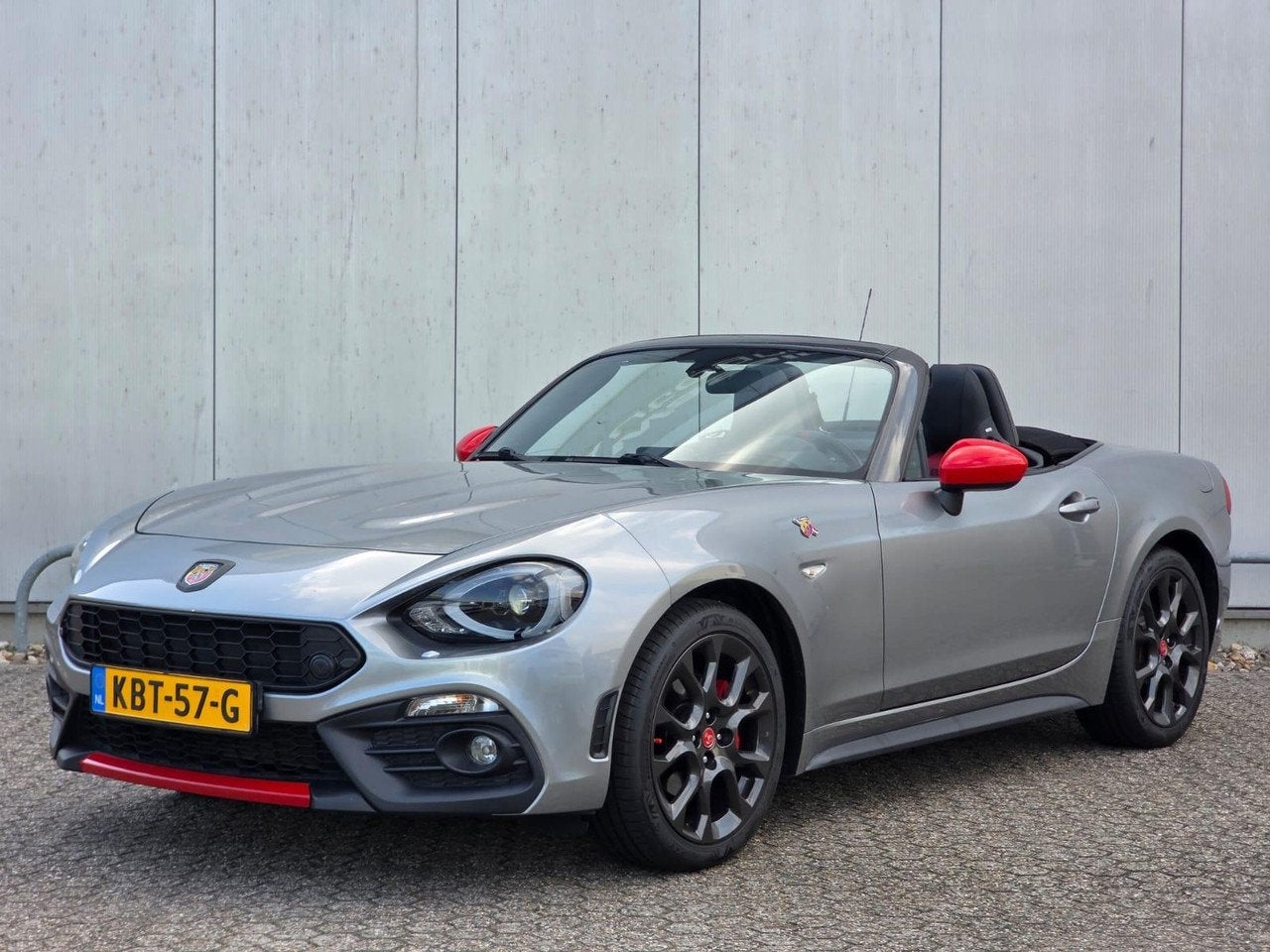 Abarth 124 Spider 1.4 MultiAir Turbo Premium Bose | 170 PK |, Auto's, Automaat, 15 km/l, Gebruikt, 4 cilinders