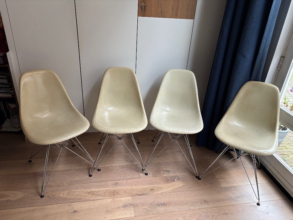 4x vintage Eames Miller DSR glasvezel side chairs –parchment, Ophalen, Gebruikt, Wit, Vier