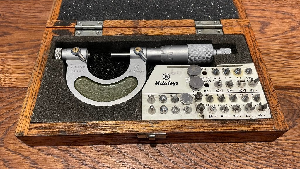 Mitutoyo draadmicrometer set met inzetstukjes 0-125mm, 3905 KX, Afstand, Ophalen of Verzenden, Zo goed als nieuw