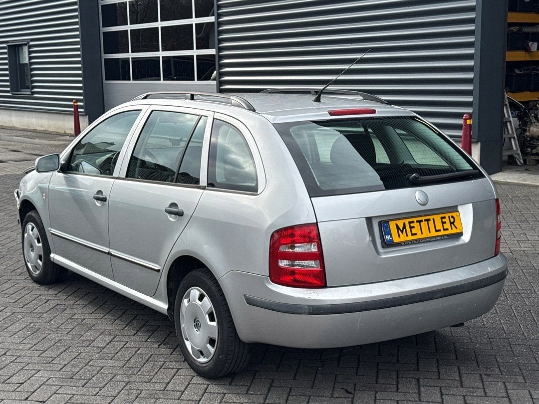 Skoda Fabia Combi 1.4-16V Comfort automaat, Auto's, 450 kg, Gebruikt, 4 cilinders, Startonderbreker