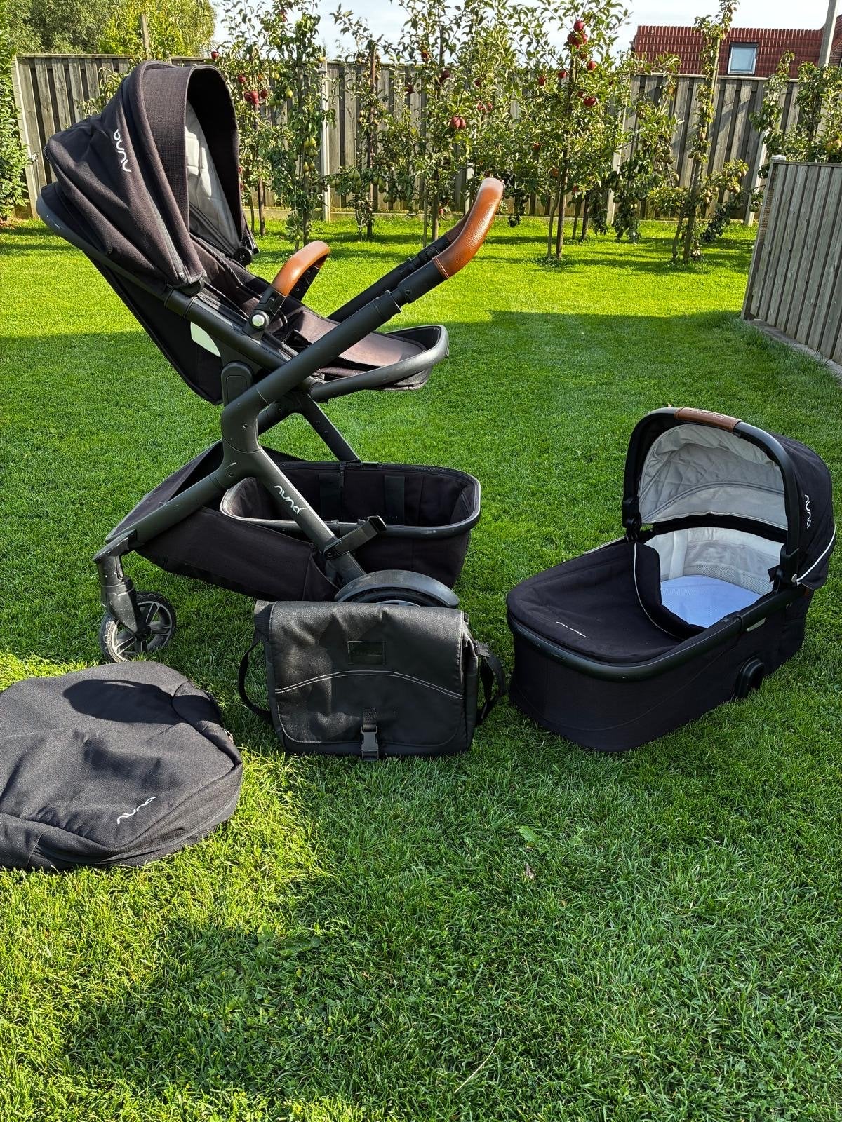 Nuna Demi Grow kinderwagen met voetenzak, tas en regenhoes, Gebruikt, Duowagen, Combiwagen, Ophalen