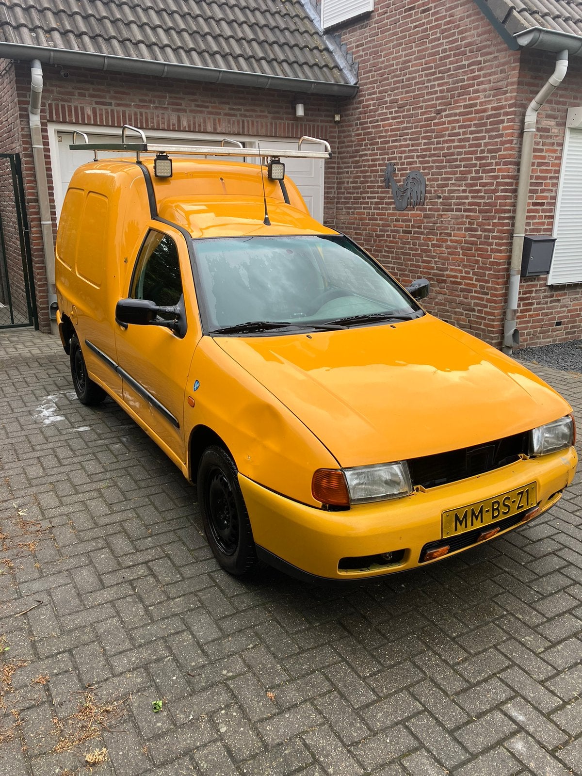 MMBS Vw Caddy, Auto's, Voorwielaandrijving, 4 cilinders, Volkswagen, Geel