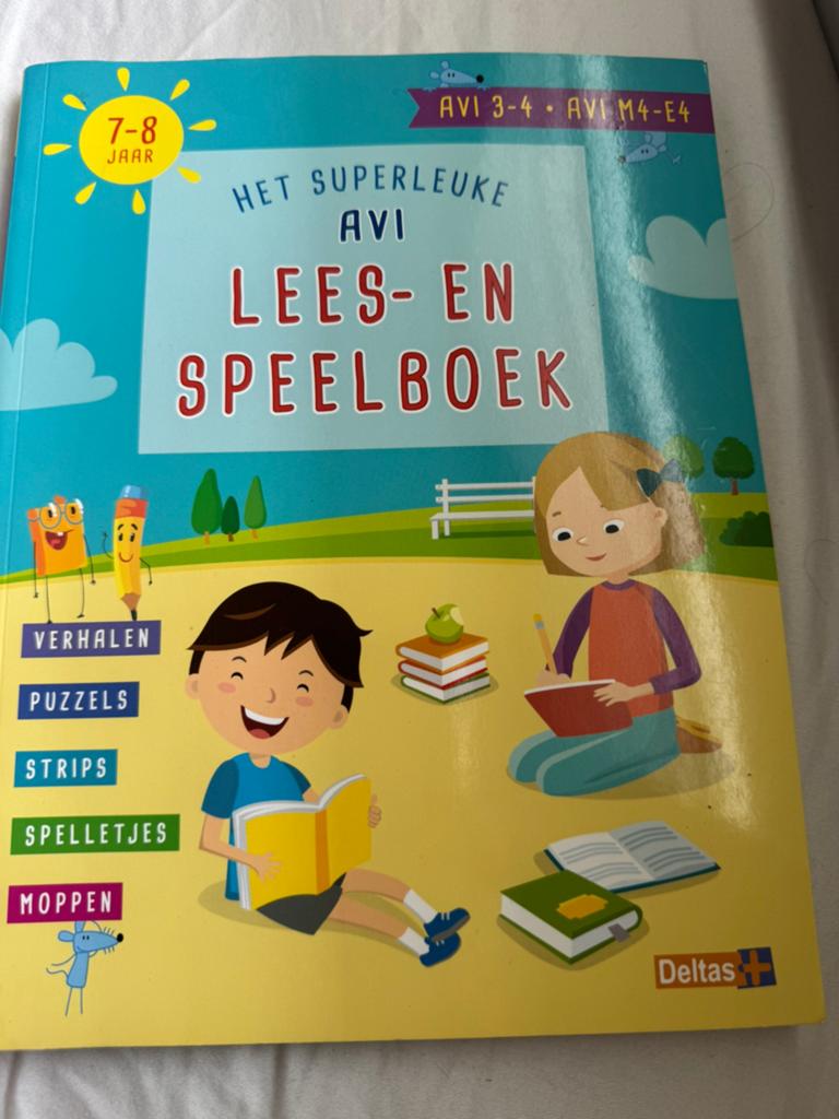 Het superleuke AVI lees- en speelboek, Verzenden, Zo goed als nieuw, Fictie algemeen
