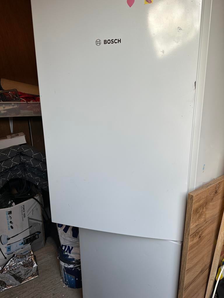 Bosch koelkast, Ophalen, 150 tot 200 liter, Gebruikt, 140 tot 160 cm