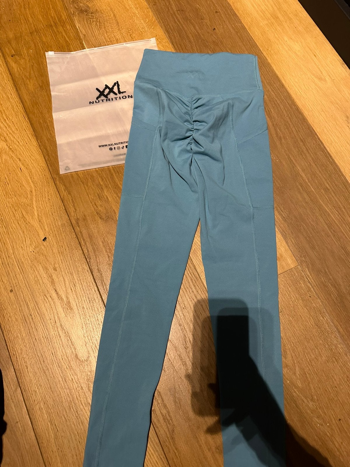 XXL Nutrition sportlegging met scrunch bum xs, Blauw, Ophalen of Verzenden, Maat 34 (XS) of kleiner, Fitness of Aerobics