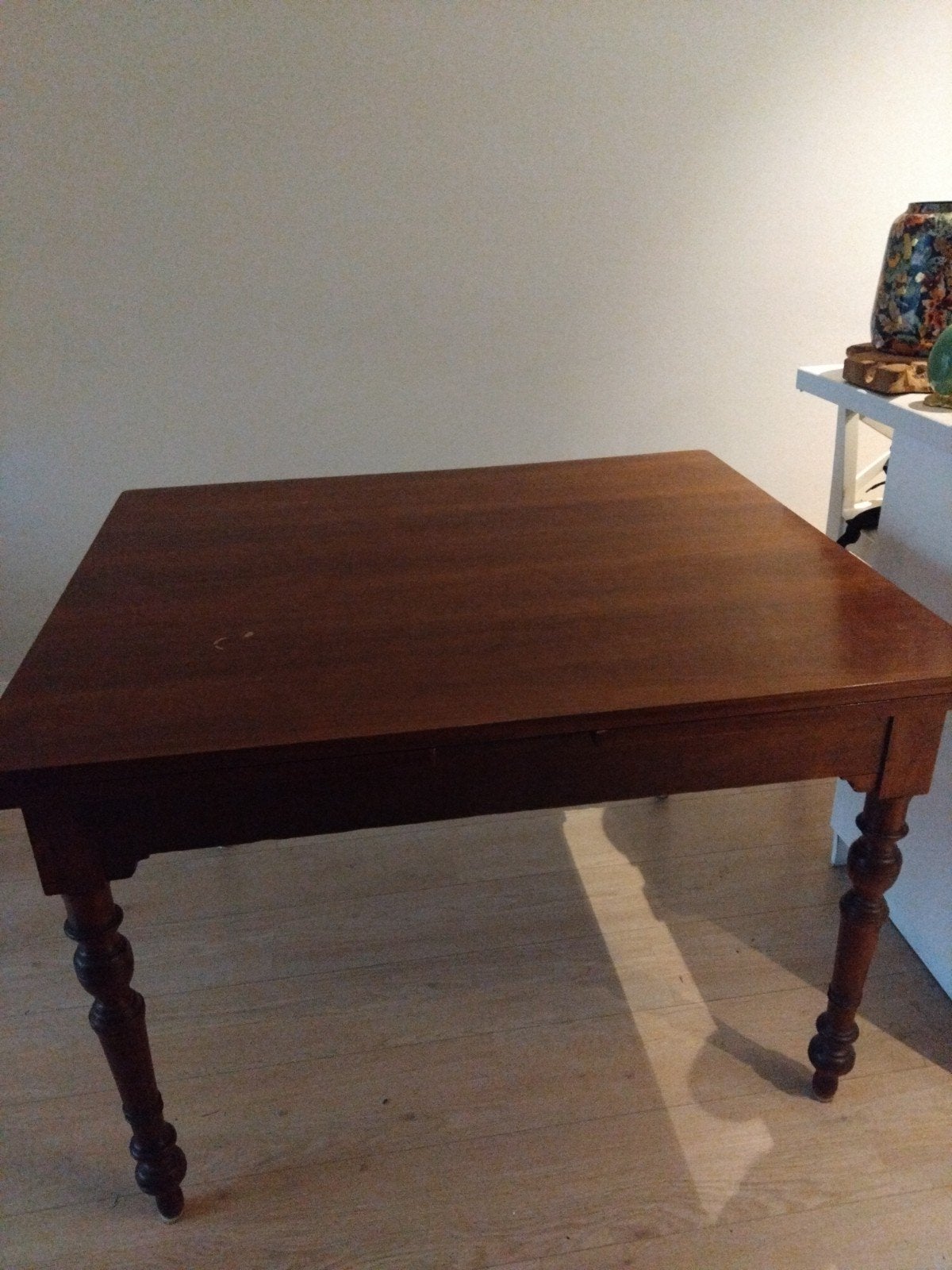 Foto 3 van Antieke 19e Eeuwse Uitschuifbare Eettafel