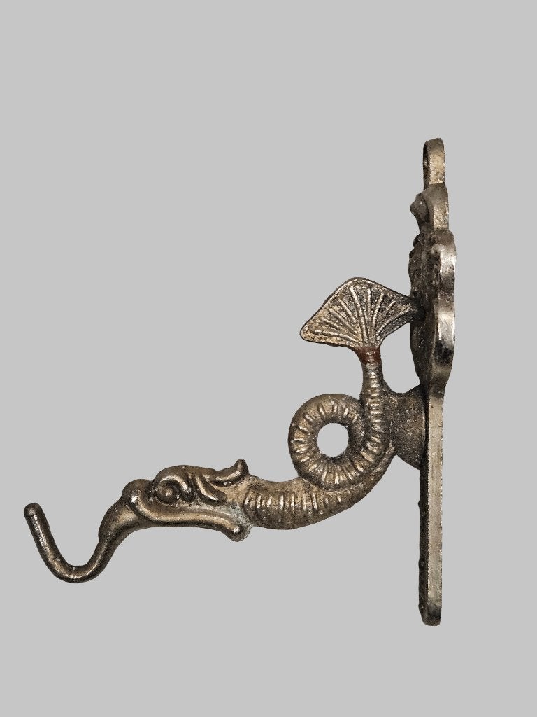 Kapstok /muurhaak met mythologische zeedraak of vis (Lot 3), Huis en Inrichting, Wandkapstok, Gebruikt, Ophalen of Verzenden, Minder dan 100 cm
