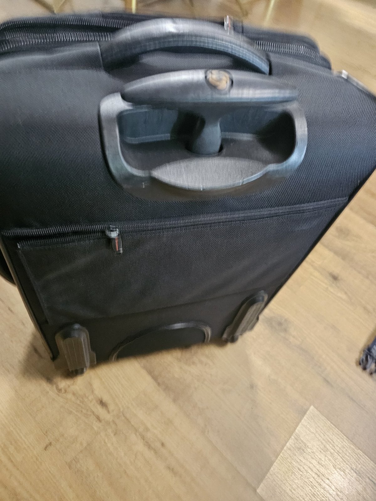 Grote reiskoffer met wieltjes, Gebruikt, 45 tot 55 cm, Slot, Ophalen of Verzenden
