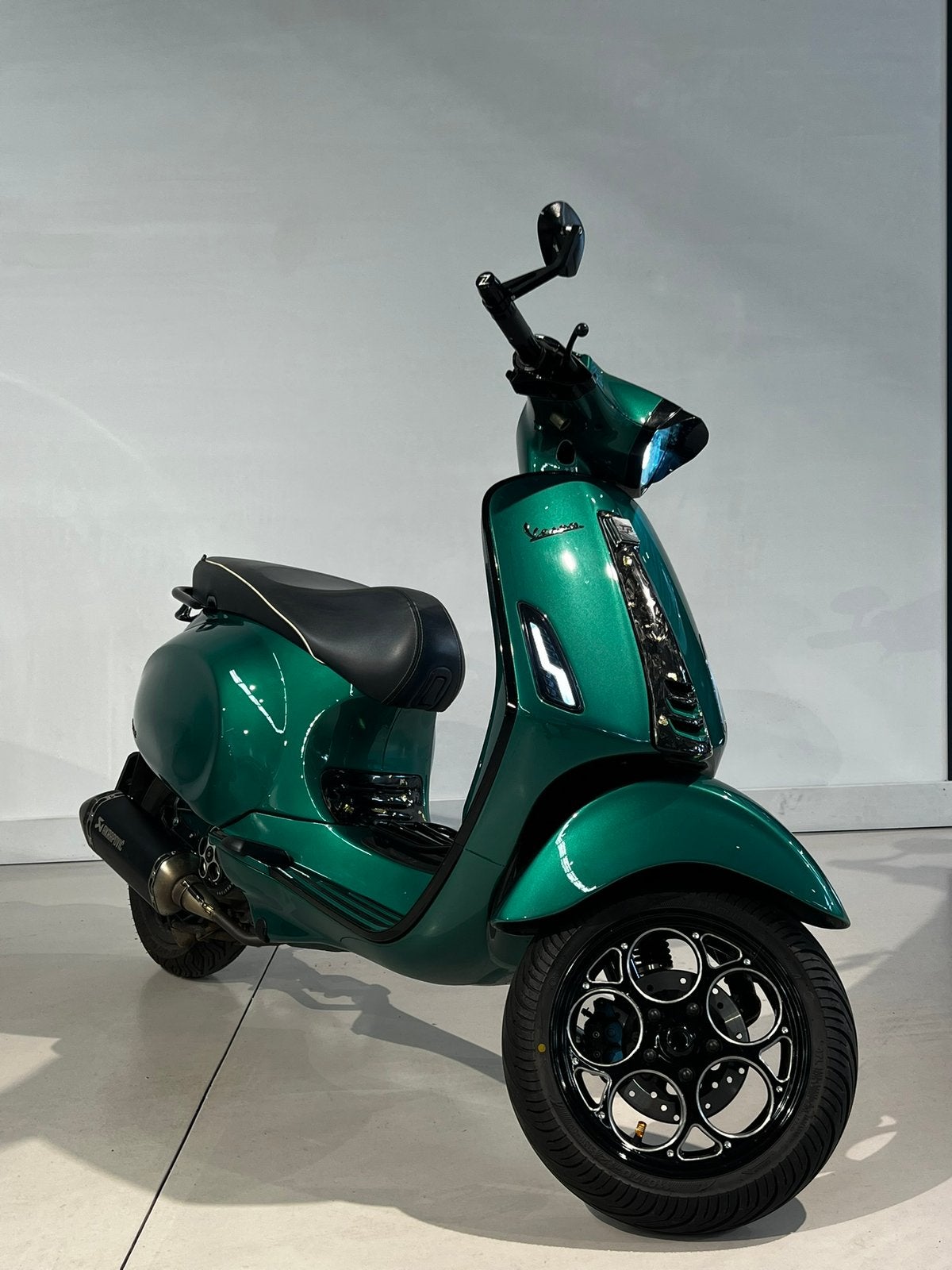 Vespa Sprint 4T Custom Build | BMW Isle of Man Green |, Ophalen, Gebruikt, Overige modellen, Maximaal 45 km/u