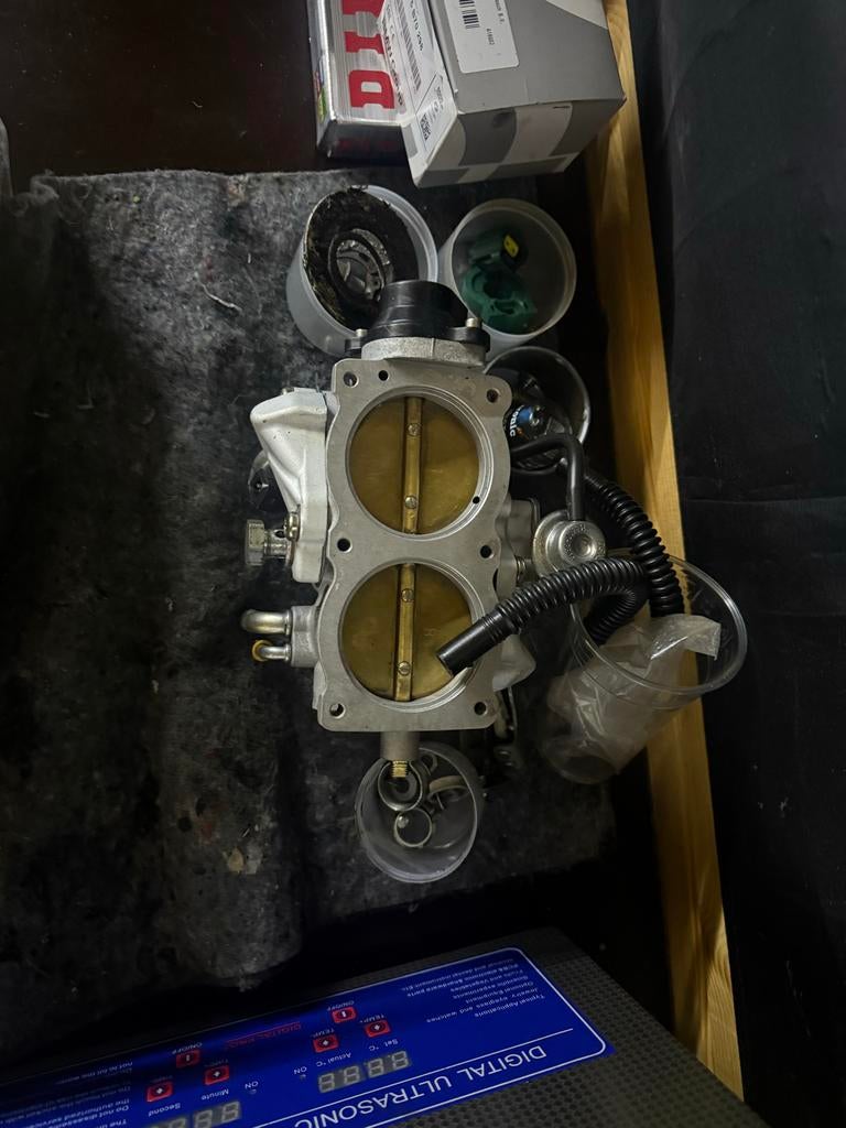 57 mm gaskleppen Aprilia RSV Mille/1000, Ophalen of Verzenden, Gebruikt