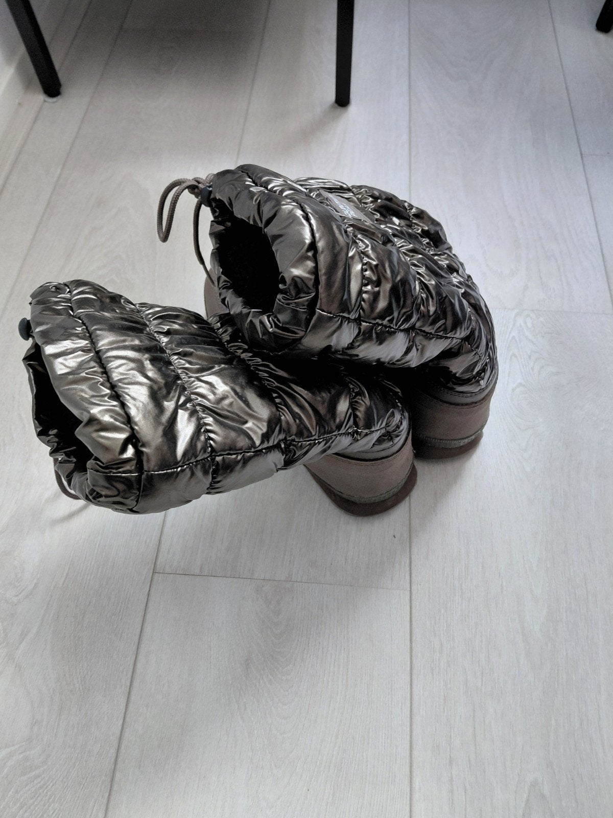 Mountain Peak Snowboots - Maat 39 - Zo goed als nieuw, Ophalen, Zo goed als nieuw, Zwart, Snowboots