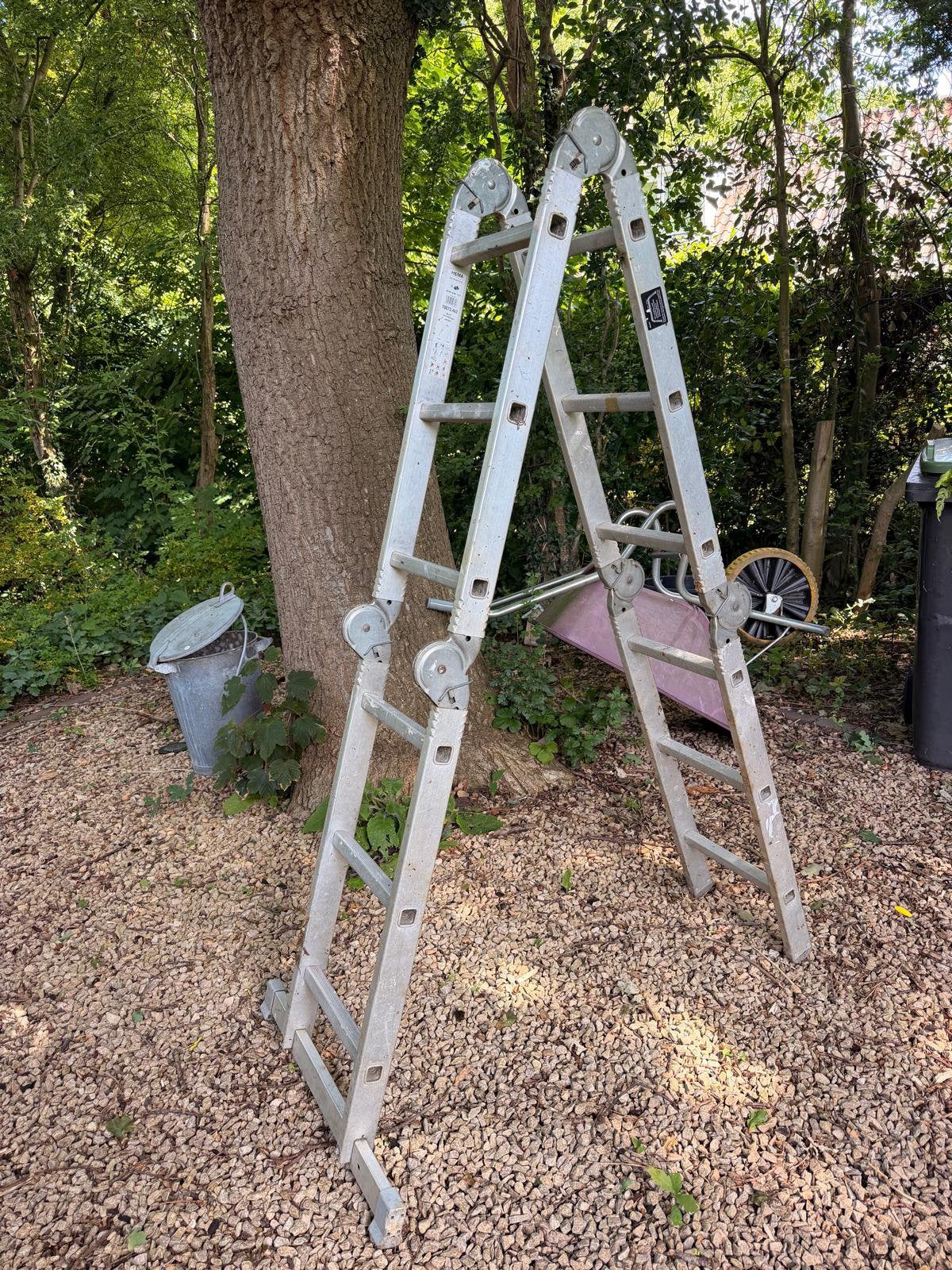 Ladder, Doe-het-zelf en Verbouw, Ladders en Trappen, Ophalen, Zo goed als nieuw, Ladder, Opvouwbaar of Inschuifbaar