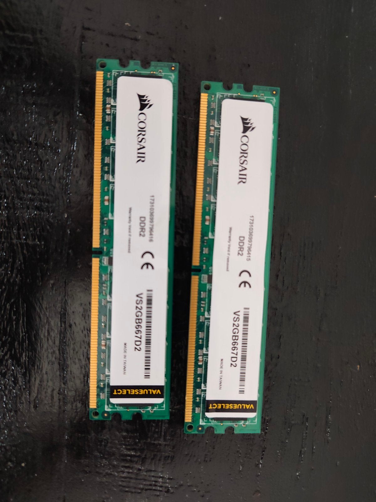 2x Corsair ValueSelect DDR2 2GB RAM Geheugenmodules, Gebruikt, Server, Ophalen of Verzenden, DDR2
