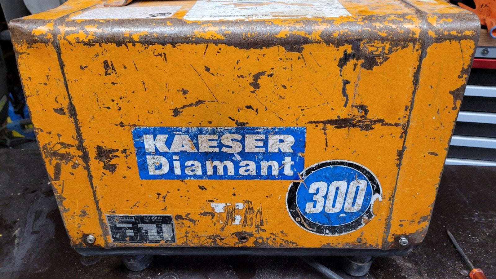 Kaeser Diamant 300 Compressor, Doe-het-zelf en Verbouw, Gebruikt, 10 bar of meer, Ophalen of Verzenden, 200 tot 400 liter/min