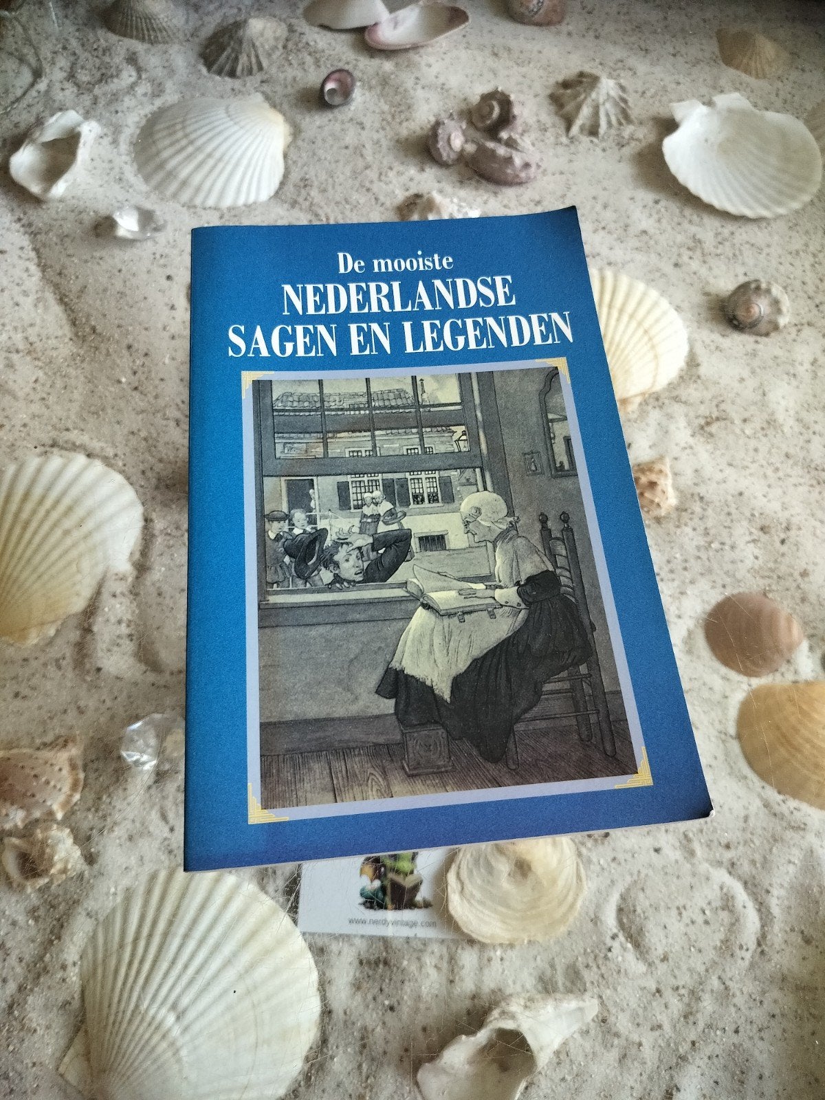 De mooiste Nederlandse sagen en legenden, Ophalen of Verzenden, Gelezen