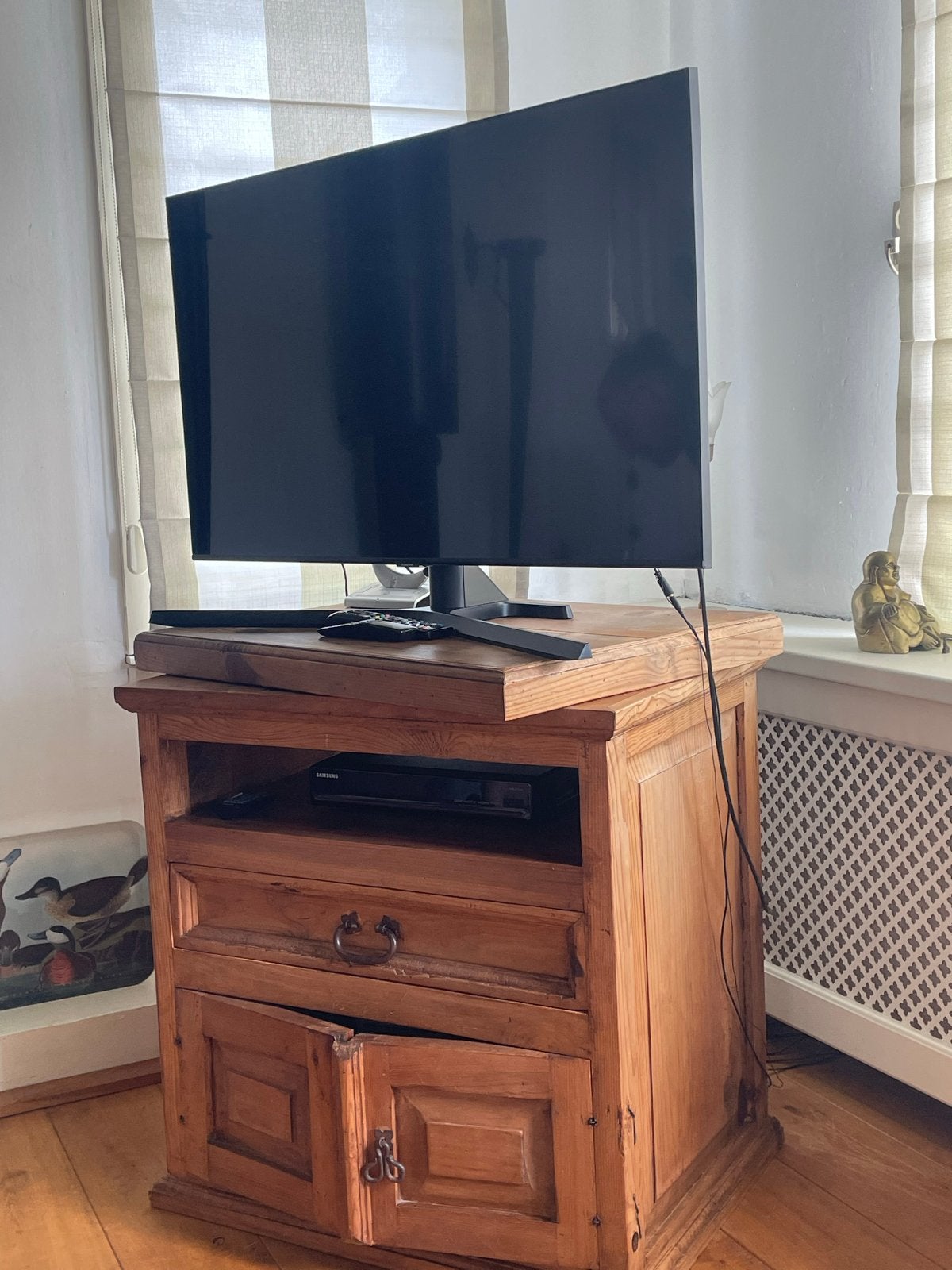 Grenen tv-kast met 2 deurtjes, lade en draaiplateau, Huis en Inrichting, Kasten | Televisiemeubels, Ophalen, Gebruikt, 50 tot 100 cm