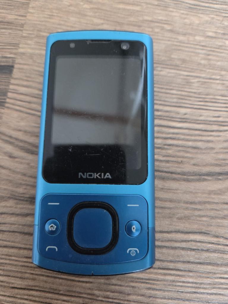 2 oude nokia telefoons, Ophalen of Verzenden, Zwart