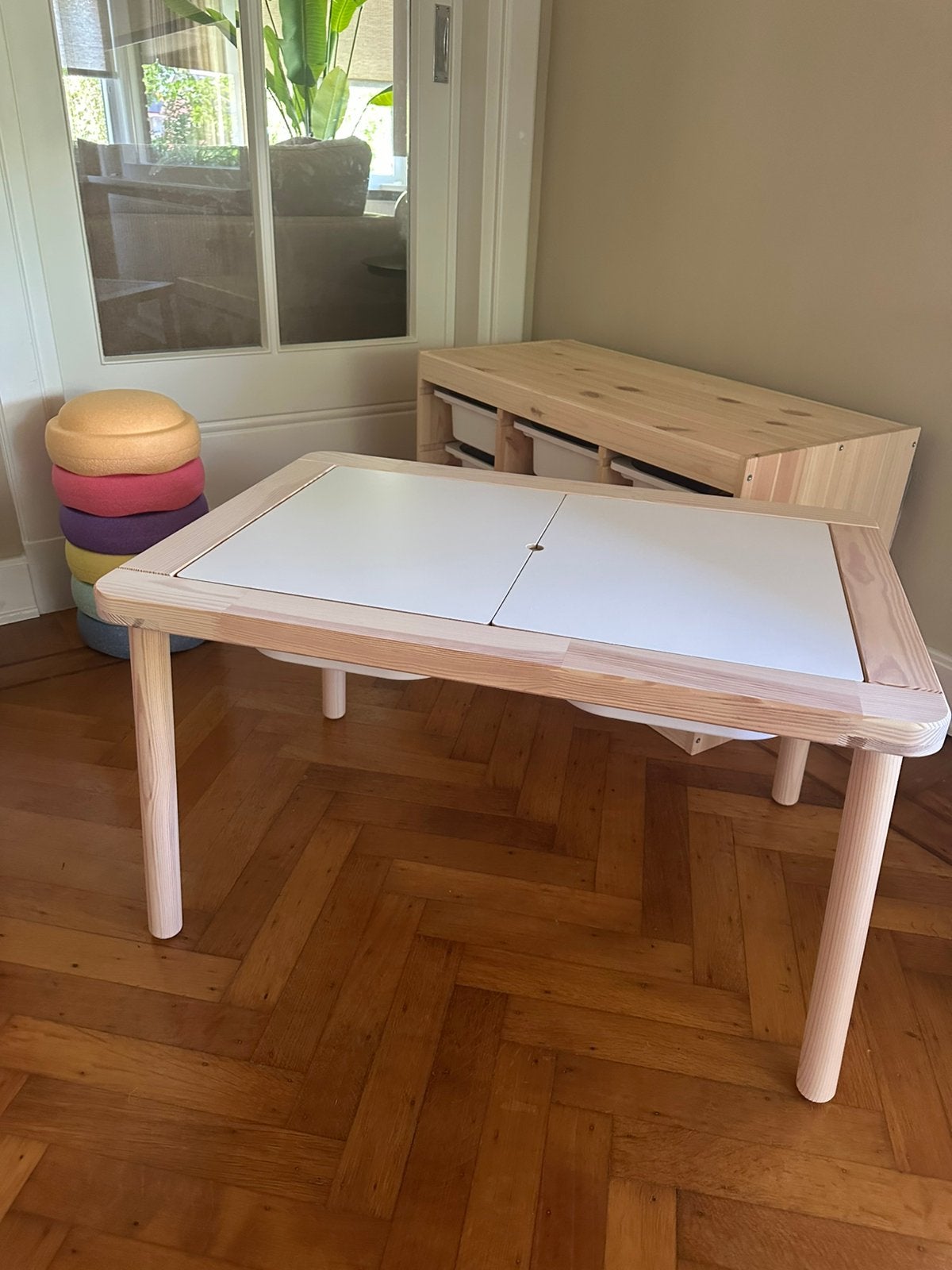Ikea Flisat kindertafel + Trofast bakken, Ophalen, Nieuw
