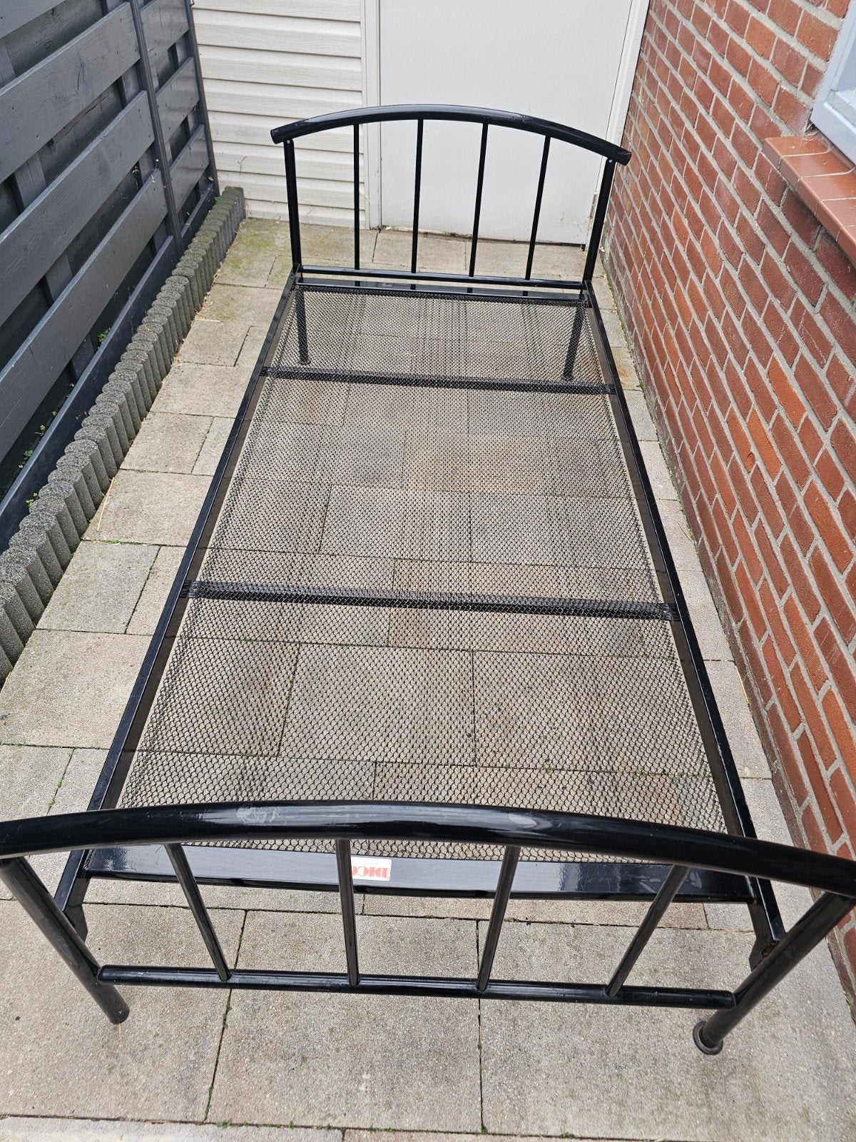 Zwart metalen eenpersoons spiraalbed, Ophalen, Gebruikt, 90 cm, Eenpersoons