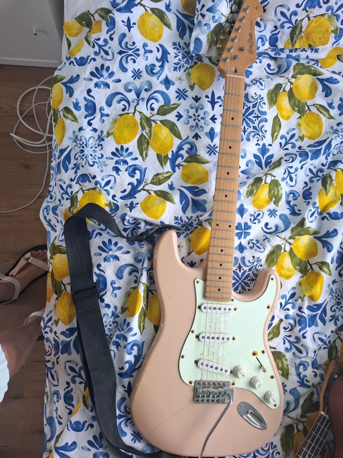 Harley Benton Stratocaster - Gebruikt, Ophalen of Verzenden, Gebruikt, Solid body, Overige merken