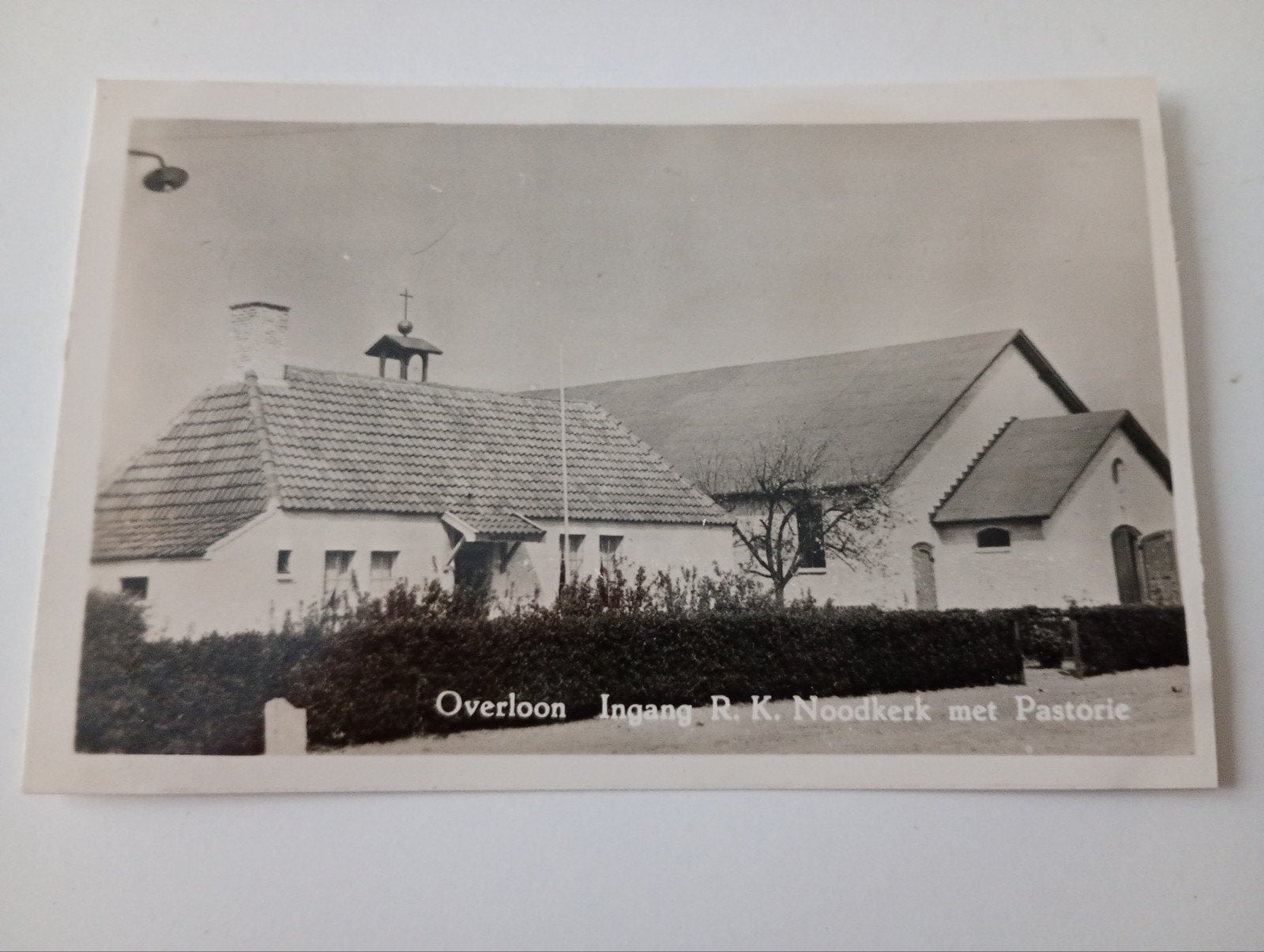 Overloon RK Noodkerk met Pastorie, Ophalen of Verzenden, 1940 tot 1960, Ongelopen, Noord-Brabant