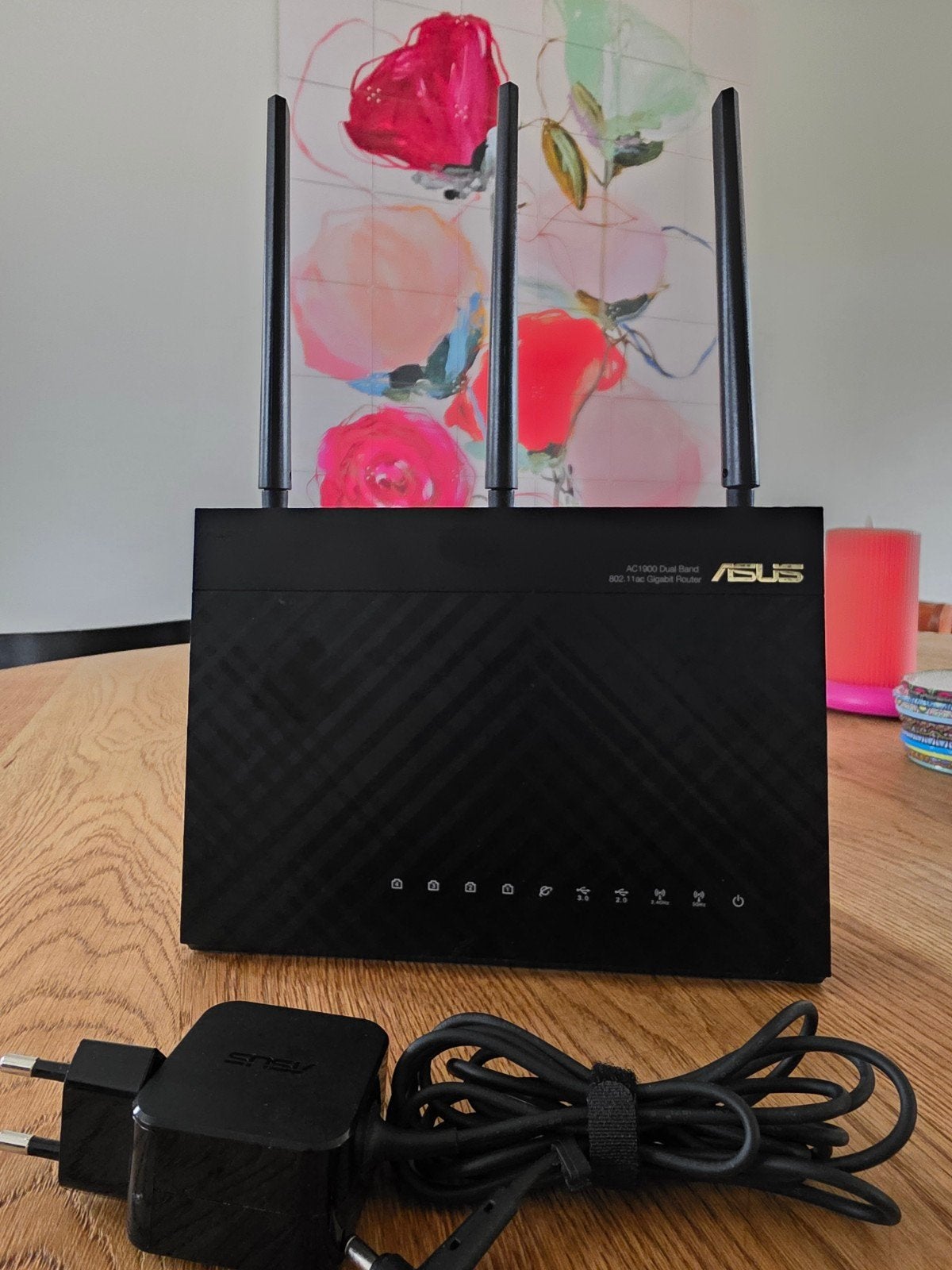 ASUS RT-AC68U AC1900 Dual Band Gigabit Router, Computers en Software, Ophalen of Verzenden, Zo goed als nieuw, Router, ASUS