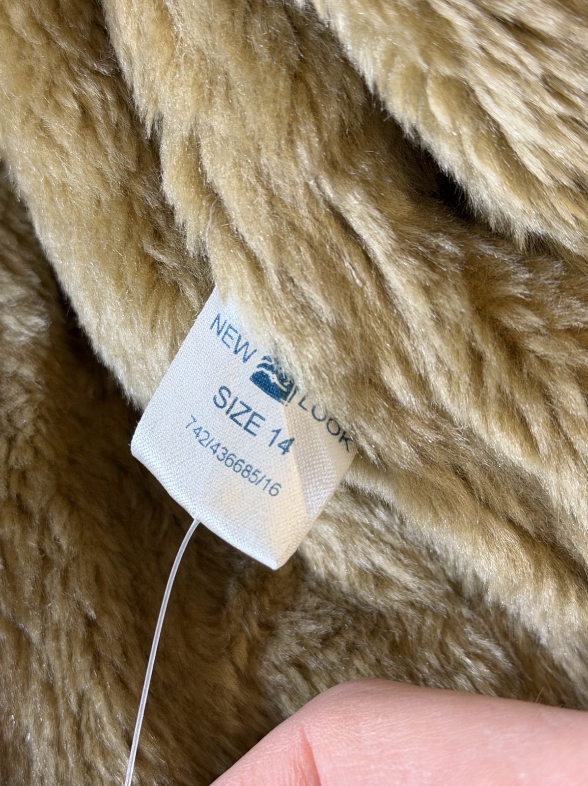 Beige lammy coat van Vintage Dressing, maat M (penny coat /, Maat 38/40 (M), Bayline Vintage Trading, Verzenden, Beige