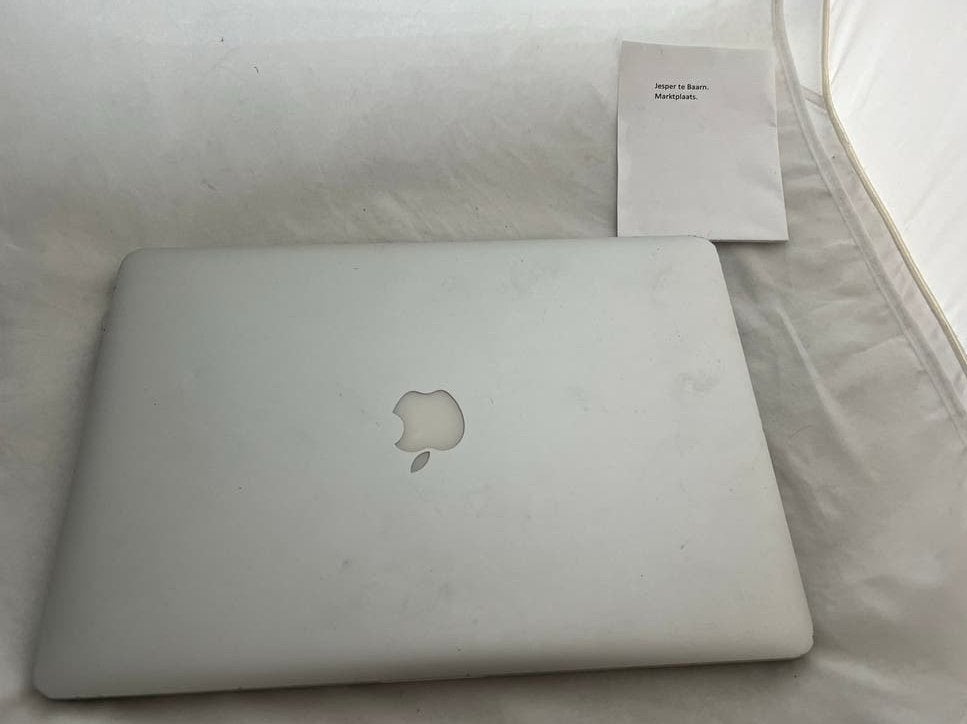 Apple Macbook pro i7 15 inch *schade + defect*, Computers en Software, MacBook Pro, 2 tot 3 Ghz, Ophalen of Verzenden, Niet werkend