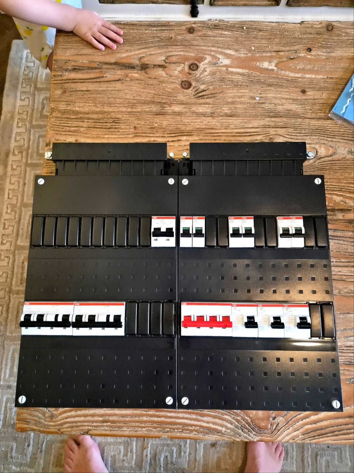 ABB Groepenkast 3-fase met 8 groepen en 2 krachtgroepen, Ophalen of Verzenden