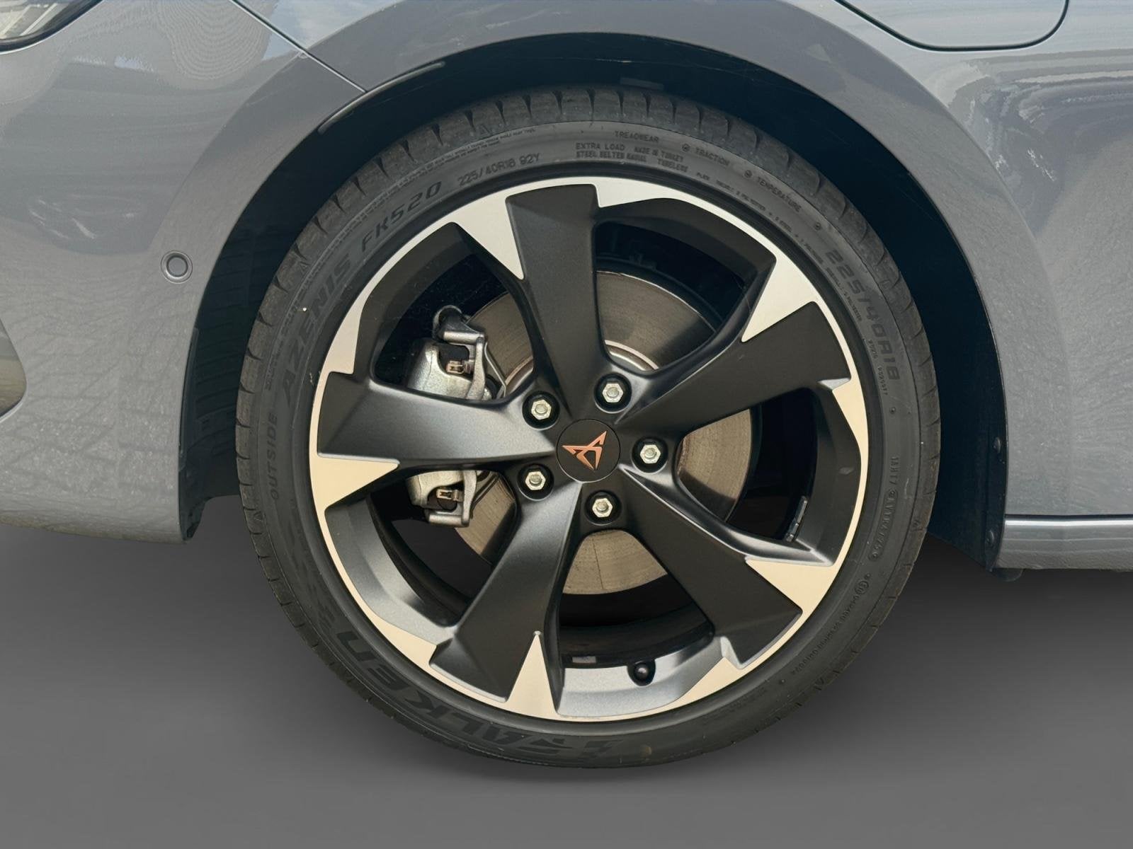 CUPRA Leon 1.5 TSI e-Hybrid PHEV Bussines | 99% SOH| Led Kop, Auto's, 12 maanden, Stof, 4 cilinders, 26 kWh