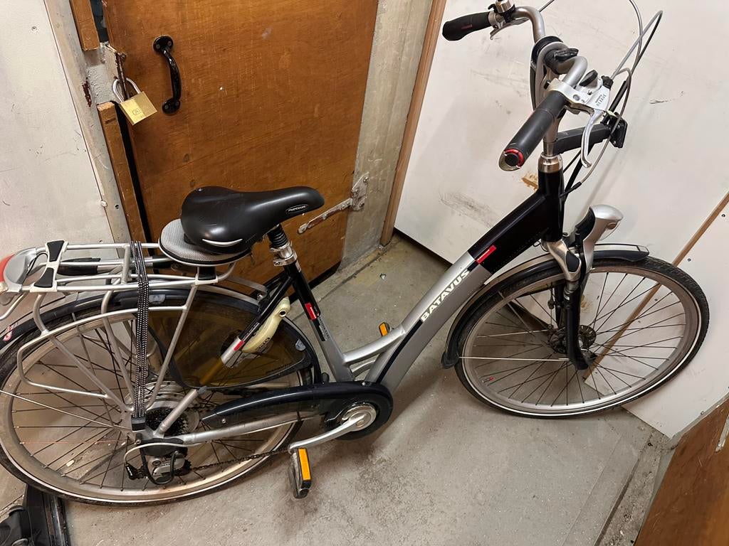 Damesfiets met versnellingen, Fietsen en Brommers, Elektrische fietsen, 51 tot 55 cm, Ophalen of Verzenden, Zo goed als nieuw