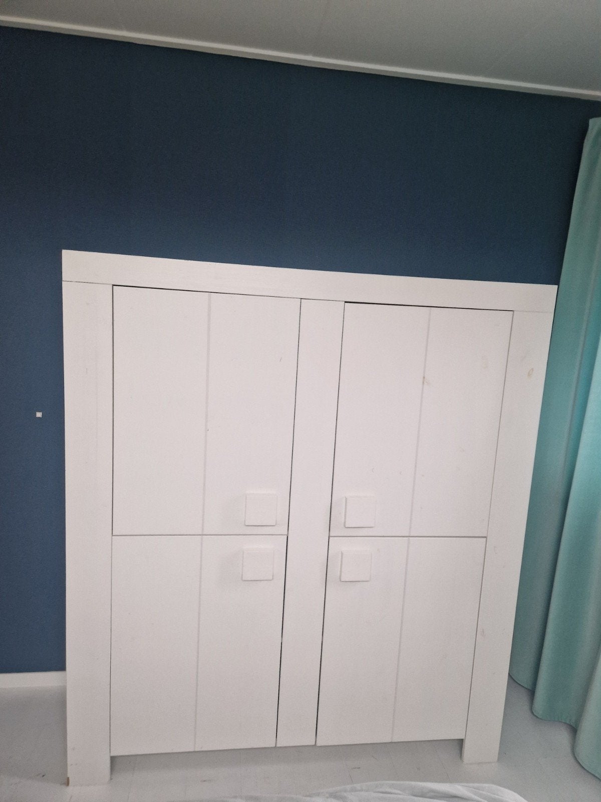 Mooi wit wandmeubel met veel opbergruimte, Huis en Inrichting, Ophalen, Minder dan 150 cm, 150 tot 200 cm, 25 tot 50 cm