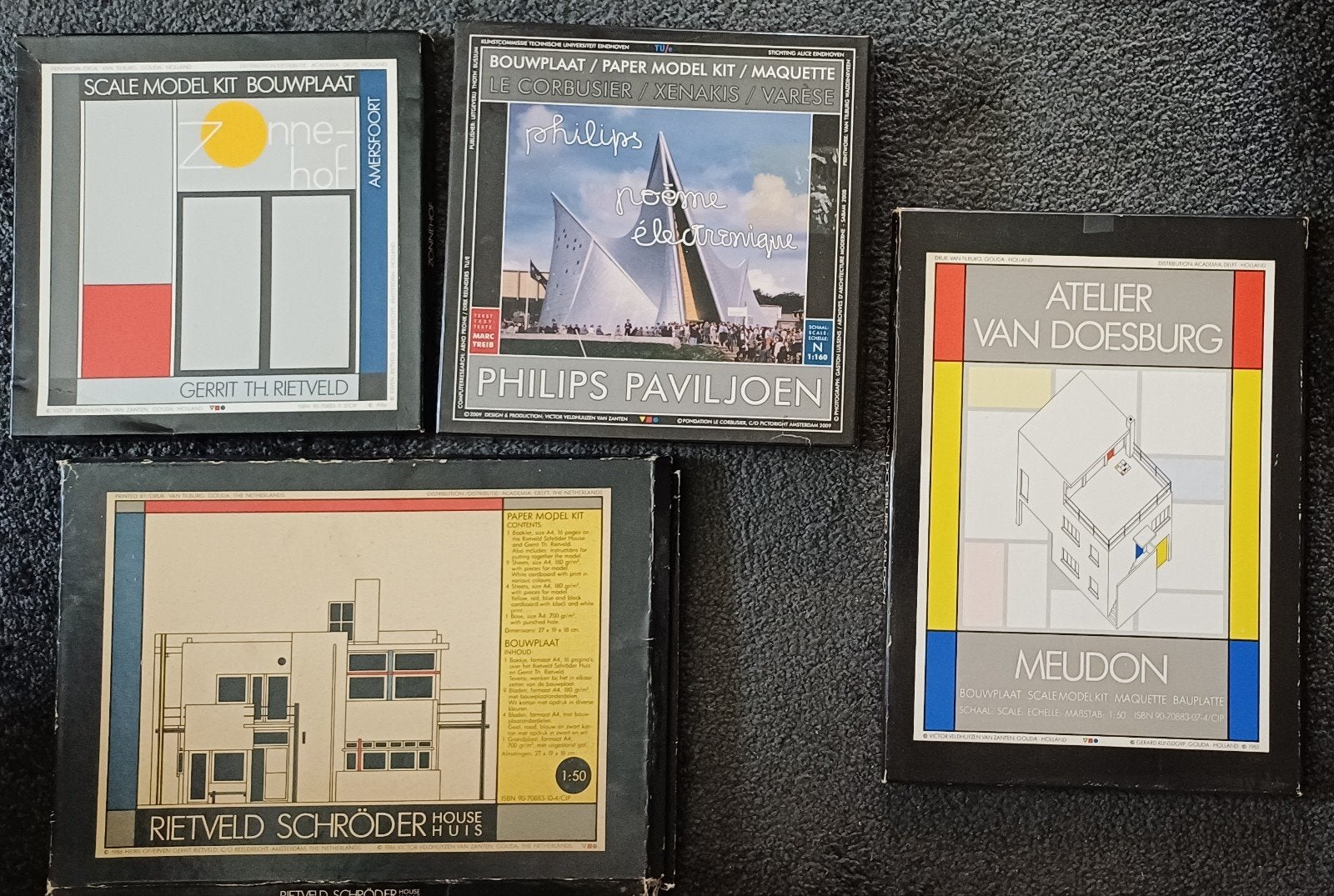 4x Bouwplaat. Rietveld, van Doesburg, le Corbusier. Maquette, Ophalen of Verzenden