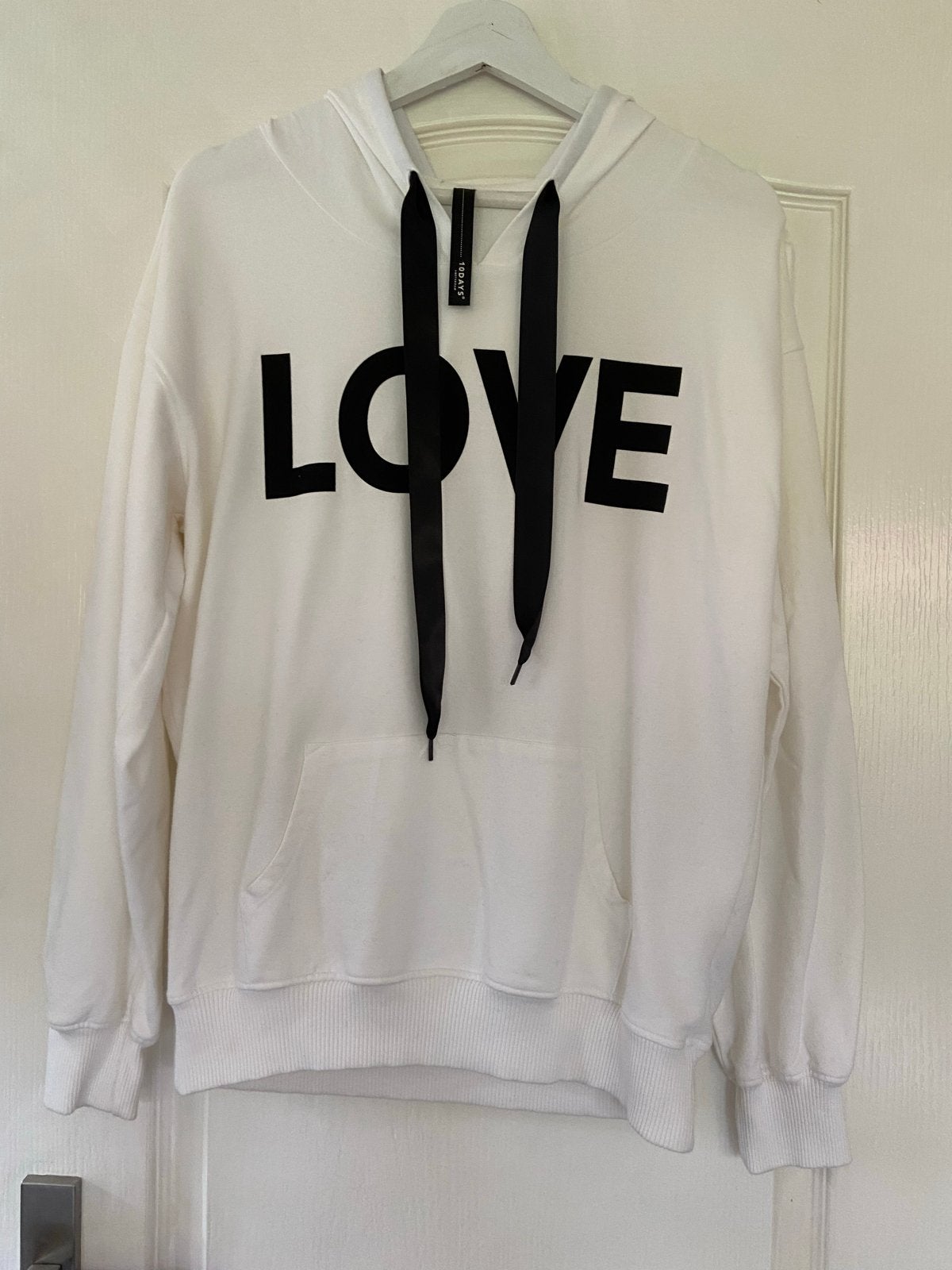 10DAYS hoodie wit met 'LOVE' opdruk - Maat S, Kleding | Dames, Ophalen of Verzenden, Zo goed als nieuw, Maat 36 (S), Wit