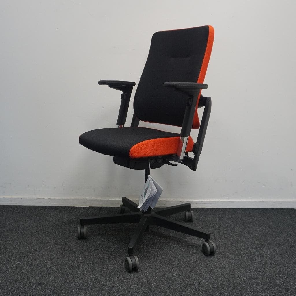 Nowy Styl Xilium Bureaustoel | Ergonomisch | Gestoffeerd