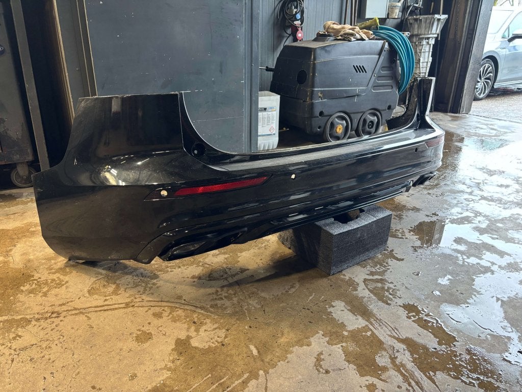 Volvo S60 R-Design achterbumper compleet !, Auto-onderdelen, Gebruikt, Niet ingevuld, Volvo, Achter