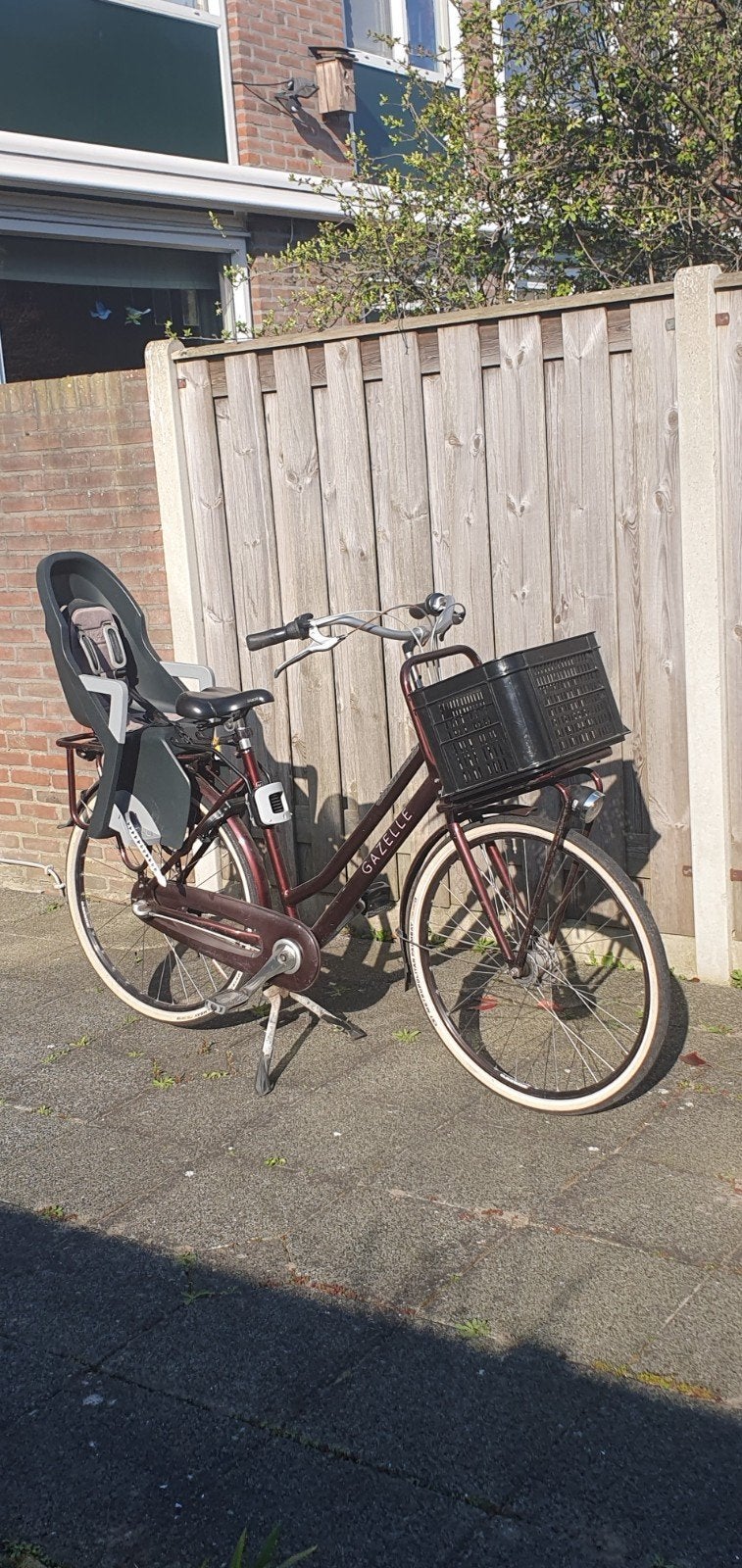 Gazelle fiets met kinderzitje en mand, Ophalen, Versnellingen, Gazelle, Trommelrem