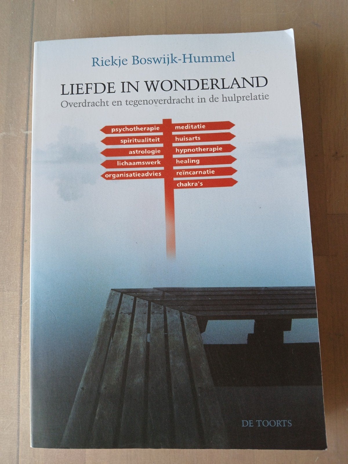 R. Boswijk-Hummel - Liefde in Wonderland, Boeken, Ophalen of Verzenden, R. Boswijk-Hummel, Ontwikkelingspsychologie, Zo goed als nieuw