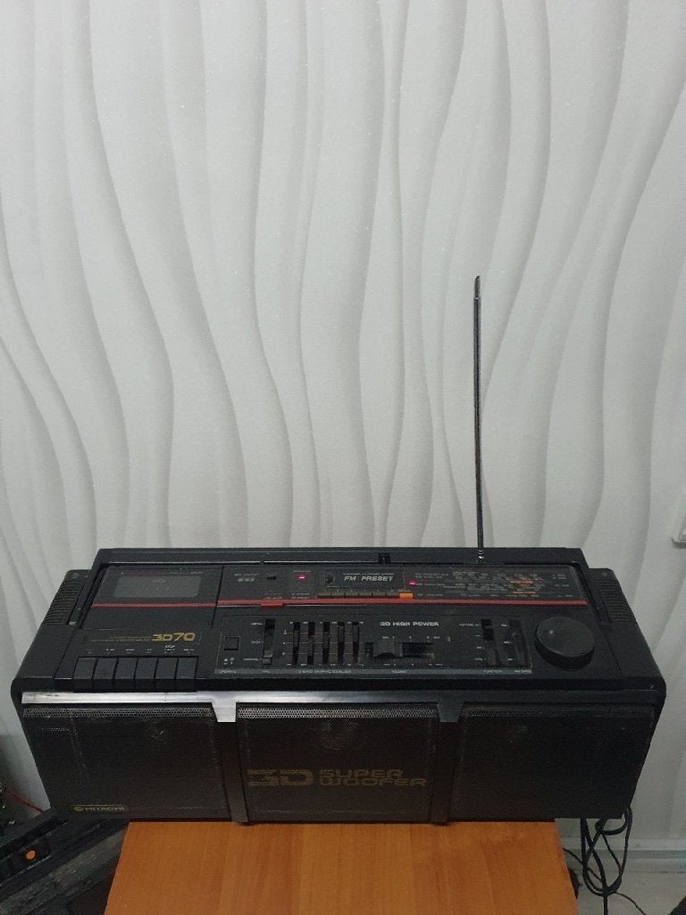 Hitachi TRK 3D70e, Ophalen of Verzenden, Gebruikt, Radio